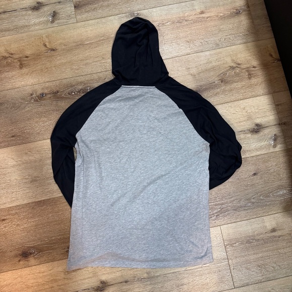 Mens RVCA Hoodie Tee - Picture 2 of 2